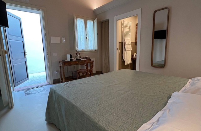 Designer B&B, near the sea and Matera, with outdoor pool, garden and spa