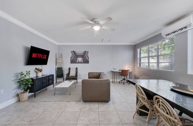 Designer Furnished HOME In the Heart of Orlando!