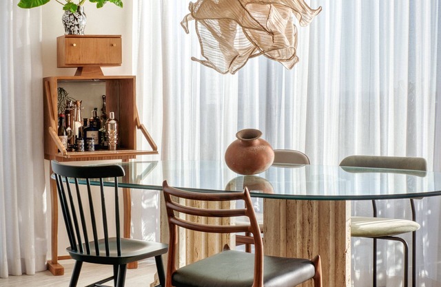 Designer Gem In The Middle of Everything - Gym, Pool, Parking, Views, Walkable!