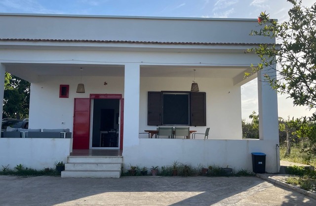 Detached villa less than 1Km from the beach of Balestrate