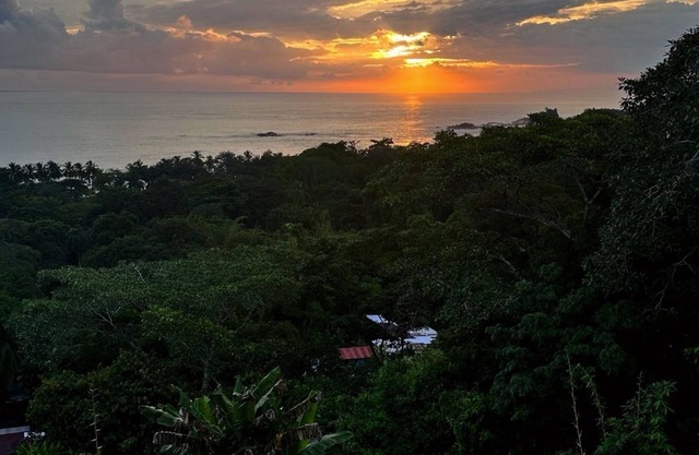 Diamonds in the Mountain-Sunset Suite with spectacular views