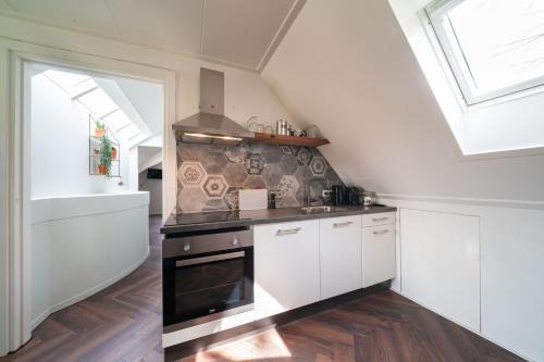 Dierenweide Upstairs