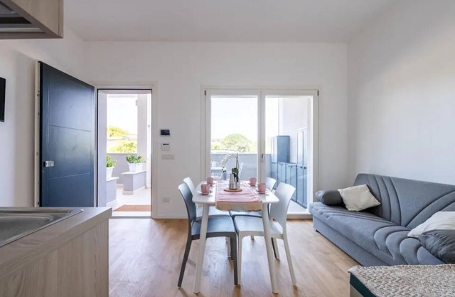 Dimora Anna - Beachfront Apartment