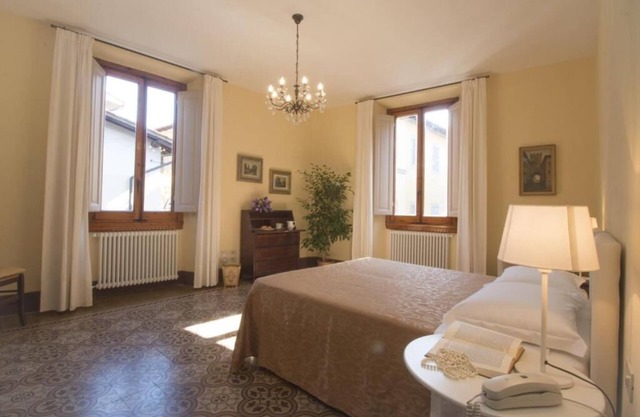Dimora Pieri-Medici Apartment, historic building in the old center with elevator