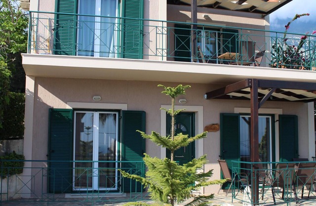 Dioni - Oneira Villas