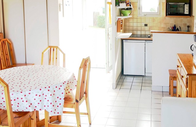 DISCONNECT AND ENJOY: REST - WALKS - ENTERTAINMENT