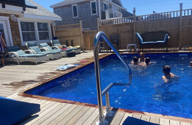 DISCOUNT FOR REMAINING WEEKS CONTACT OWNER 6 bedrooms …heated salt water pool