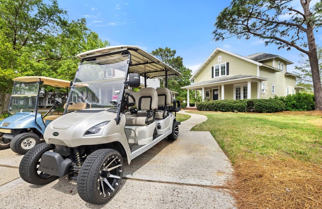 DISCOUNTED!-LAKE FRONT~Golf Cart*~ FREE Activities, Pool, Hot tub, Gym, WiFi