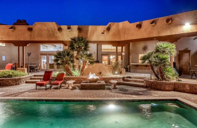 Discounted Oct.! Luxury, spacious, and cozy, quiet family retreat.