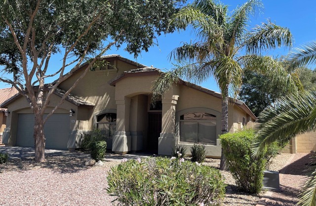 *Discounted rate for reviews of BRAND NEW remodeled property*Limited time