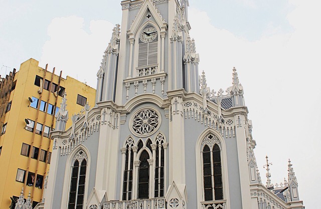 Discover Cali from a hotel with a salsa soul H302