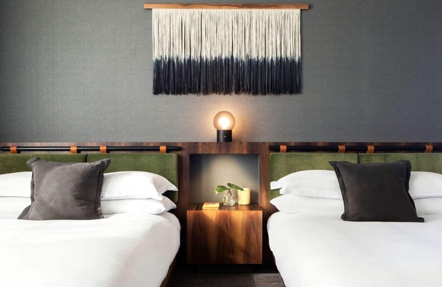 Discover Seattle's Hidden Gem! Close to Pike Place Market, Pet-Friendly Stay!