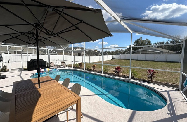 Disney/Universal - 5 bed-3 baths Villa 12ppl - Private pool. Backyard.