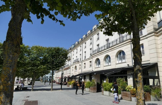 ❧ Disneyland Paris 70m² face Parc, place Ariane ❧