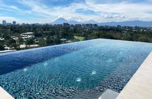 DN3A- Spacious 3 beds/2:5 bath apartment in Cayala