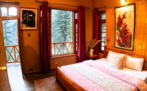 Doghari Chalets Jibhi by Himtrek Stays