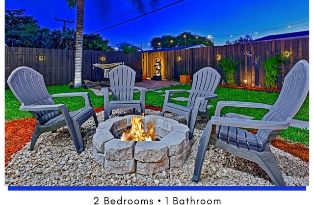 Dogs Welcome: Near 3 Beaches + Pompano Beach PiernTiki Bar Fire Pit.