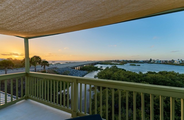 Dolphin Cove 4BR Condo-Views-BBQ-Fire Pit-Pets OK