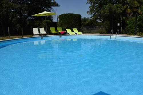 Domaine Bellevue Cottage en Périgord - Bergerac 5mn - Parc 3ha - Calme - Parking Privé Gratuit - Linge maison inclus