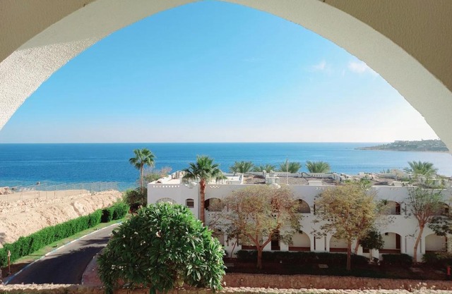 Domina coral bay Sultan - private room