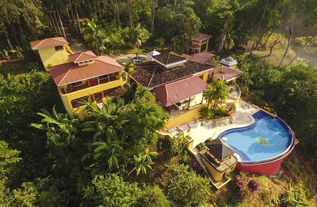 Dominical Ocean Compound