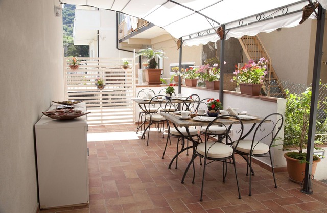 Donna Rosa Accommodation