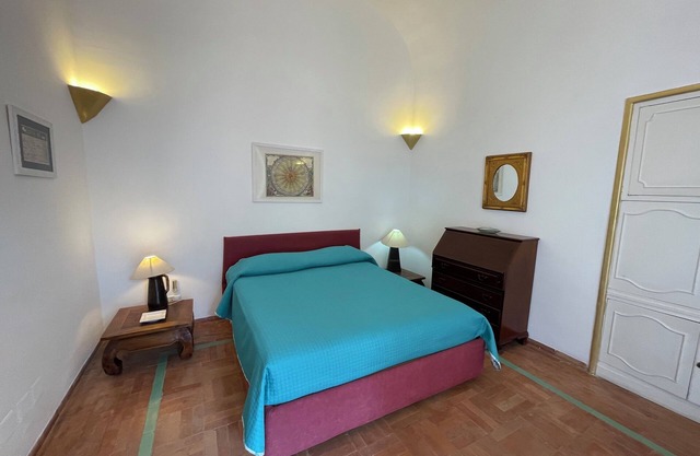 DonnAnna Residence with private beach access and sea view