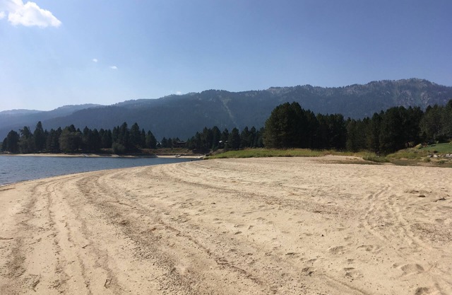 Donnelly Lake House with Beautiful Beach Access Near Tamarack Resort