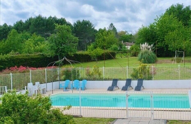 Dordogne, Périgord, Paradis, Maison Longère 200m2, 12 pers, swimming pool, private pond