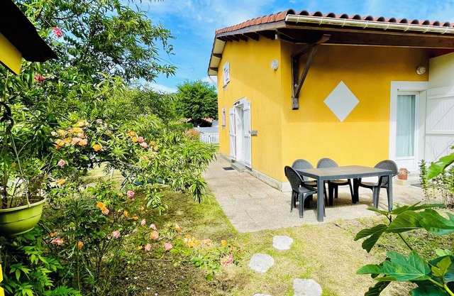 Douce Évasion Entre Mer et Terre. Petits Animaux de Compagnie Acceptés