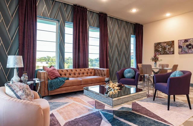 Downtown Bryan Chic Studio