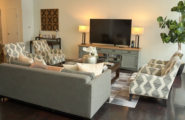 Downtown Dallas Modern Luxury Stay