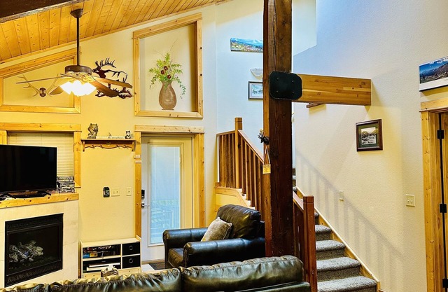 Downtown Location! Your dream vacation can start here!