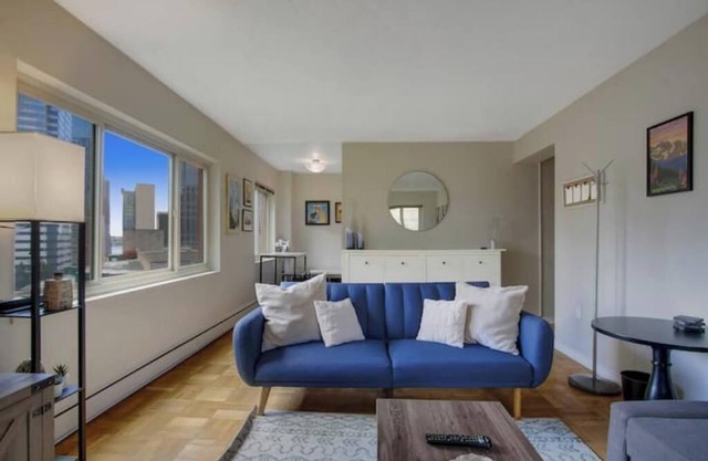 Downtown Seattle Convention Center Condo w/Parking