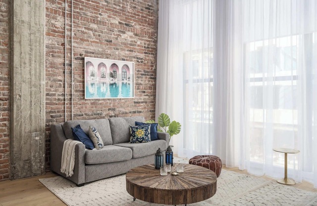 Downtown| Unique 2BDR-2BA|6Guests