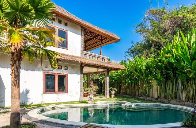 Dreamlike 2BR Bamboo Villa with Private Pool