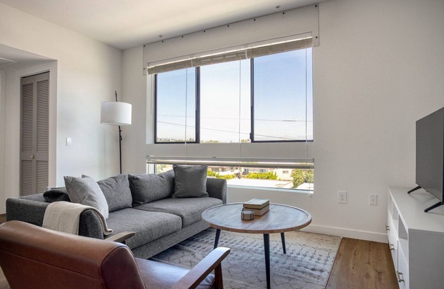 Dreamy Culver City 1BR w/Gym in Walkable Neighborhood, by Blueground