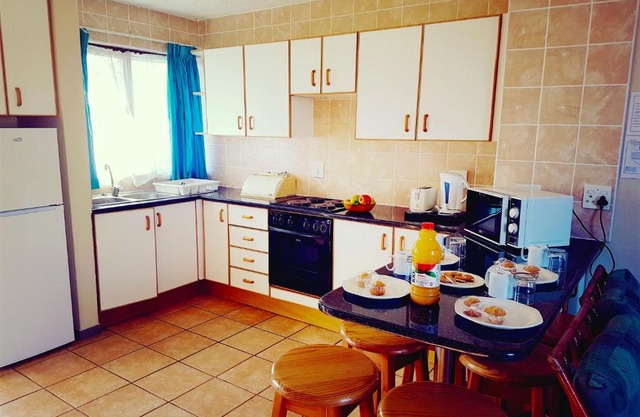 Dumela Margate Flat No 32