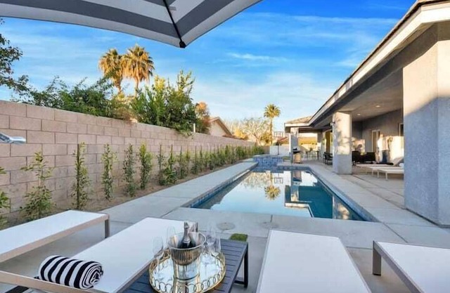 Dunes Paradise Modern Getaway