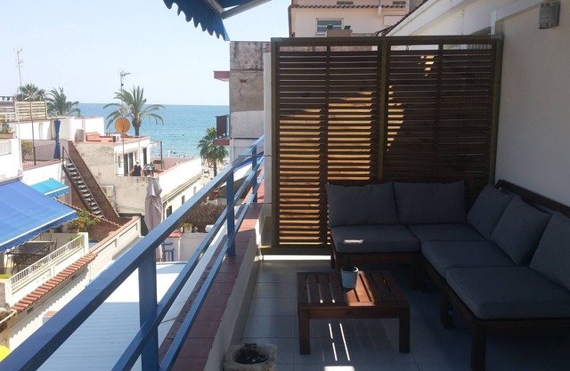 DUPLEX 3 TERRACES, CENTRAL, 50 M SEA, VIEW, RENOVATED 2015