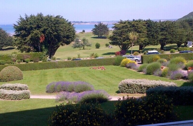 Duplex apartment of 90m2, sea view, 100m from the beach & 300m from golf course