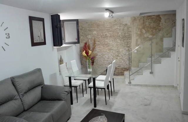 Duplex apartment in the center of Seville, Alfalfa area
