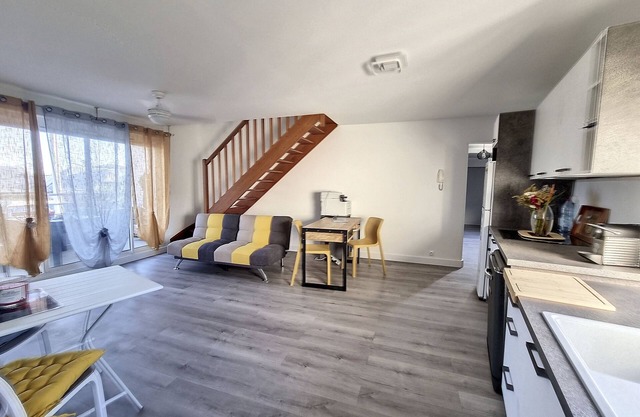 Duplex Avec 2 Chambres à 3 Minutes de la mer et du Centre Ville