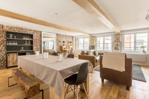 Duplex d'Exception avec Patio Privé - Hyper Centre