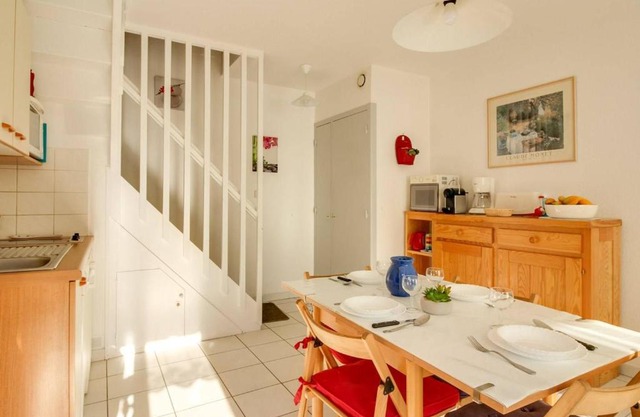 Duplex T2 pour 6 pers avec terrasse exposée sud, parking, proche stations de ski à Esquièze-Sère - FR-1-402-5