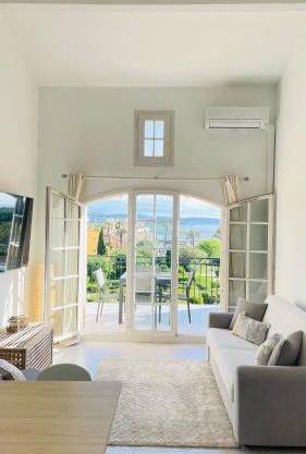 DUPLEX VUE MER Bord de plage Dernier étage