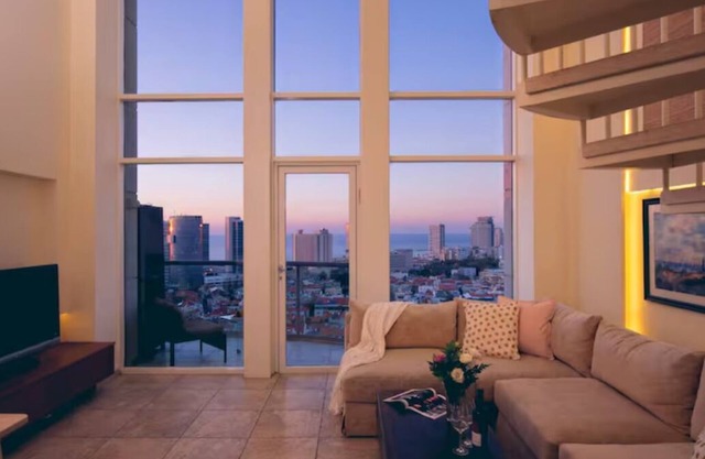 Duplex with insane view over TLV