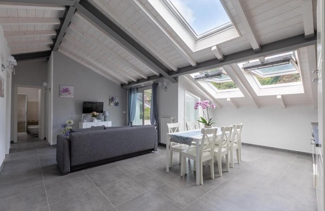 DUSSAIGA - La casa di Rina