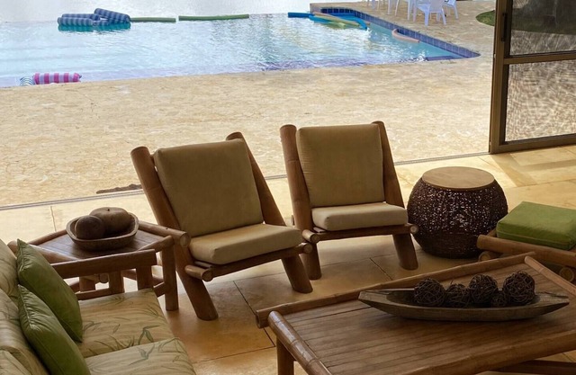 E L P U Y E N G U E FINCA 5 ESTRELLAS EN AYAPEL