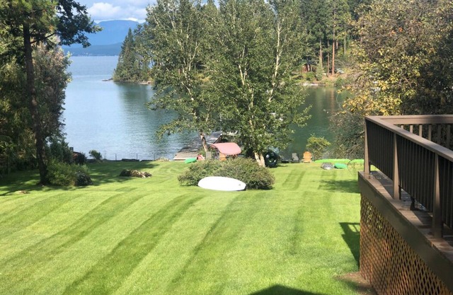 Eagle's Landings Lakeside Cabin